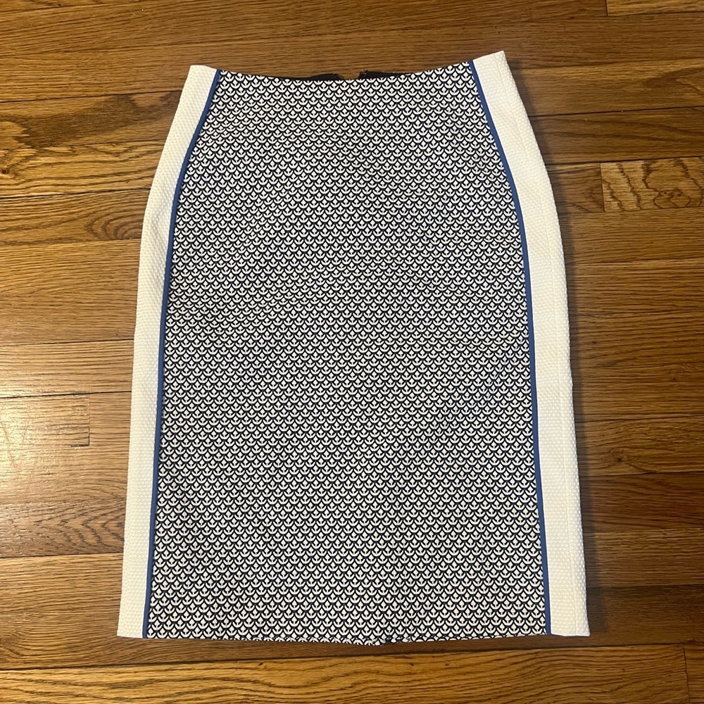 O'2nd Navy, White and Blue Trim Geometric Pencil Skirt